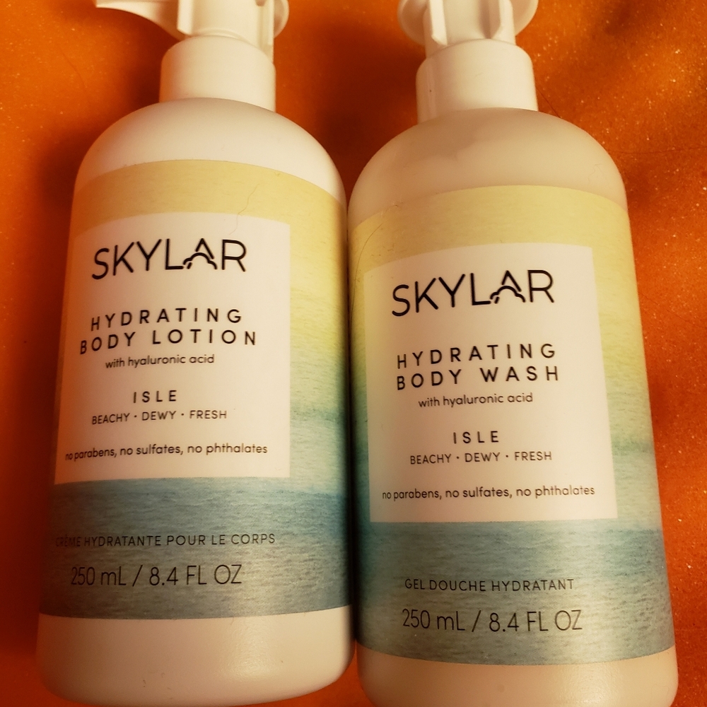Skylar Hydrating Body Wash and Body Lotion Isle 8.4 oz set